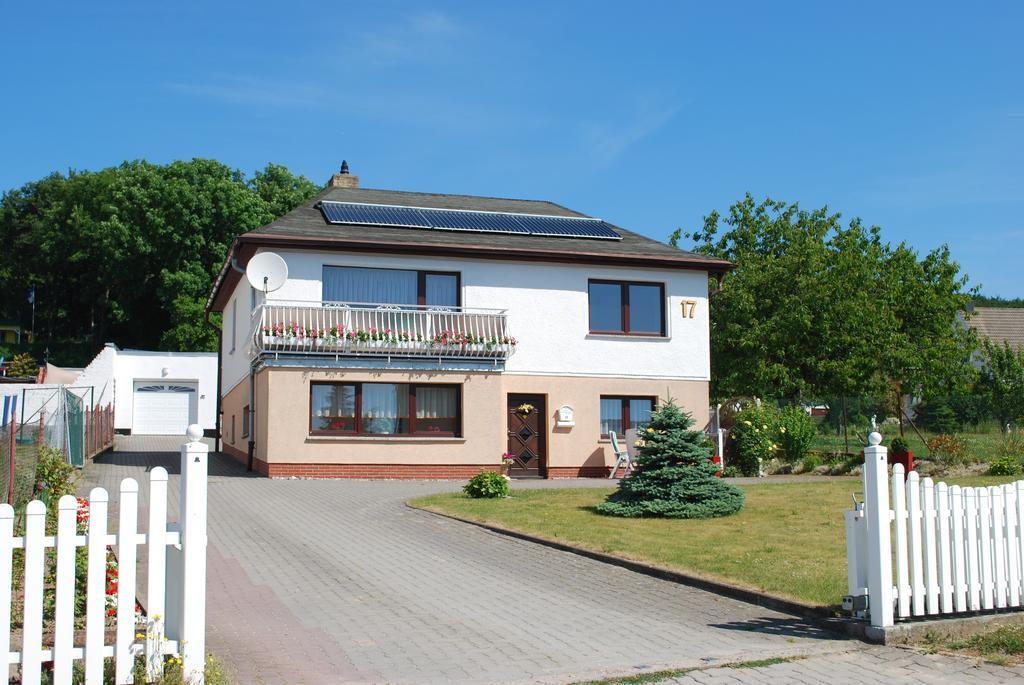 Ferienunterkuenfte Familie Panter Lägenhet Sassnitz Exteriör bild